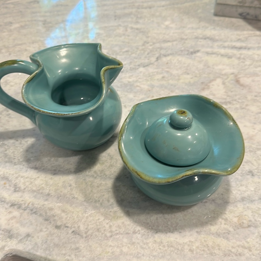 SLAH Toscana ceramic Creamer/Sugar Bowl Set RARE. Excellent condition.